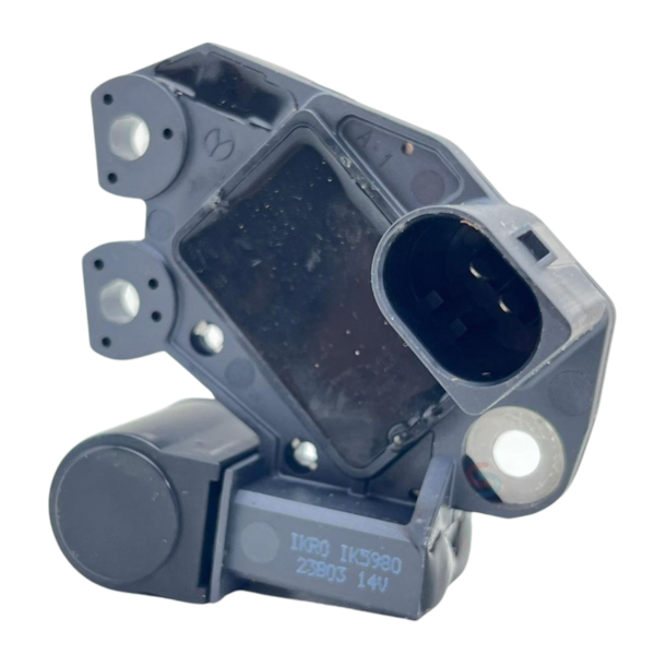 REGULADOR VOLT. GOL/POLO/FOX/GOLF/UP VALEO 14V - bfc7ce62-71a9-4754-85e1-5cbbe0492e7b